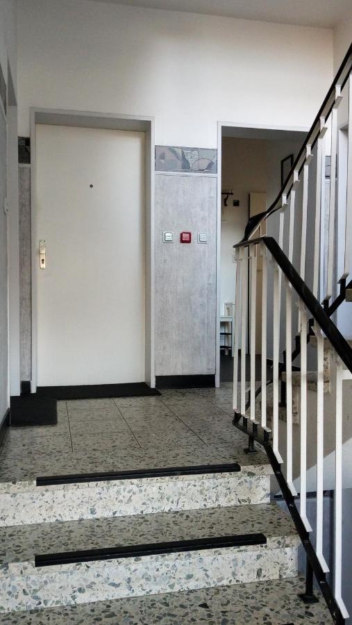 Apartment In Zentraler Lage Kassels Екстериор снимка